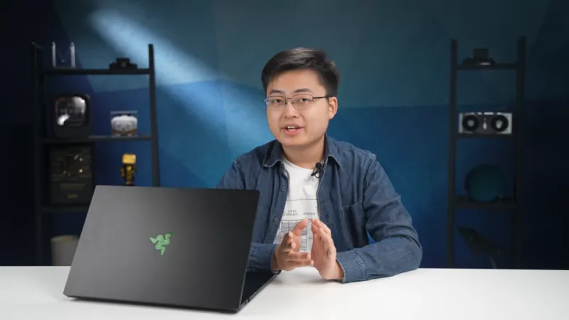 Paying to Feel Close: The Real Money Behind Your Favorite Creator